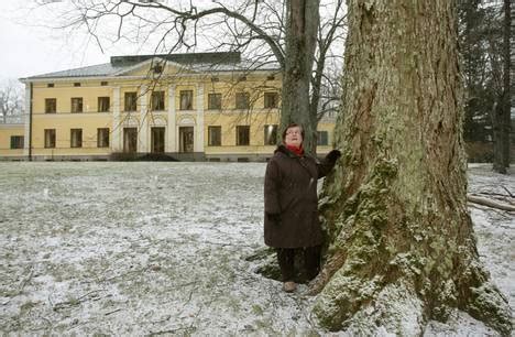 Metsästäjät! Erotiikkaa ja jännitystä 1970-luvun lopusta!