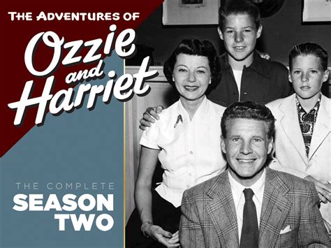  The Adventures of Ozzie and Harriet - Kuuluisa perhe draamasta komediaan!